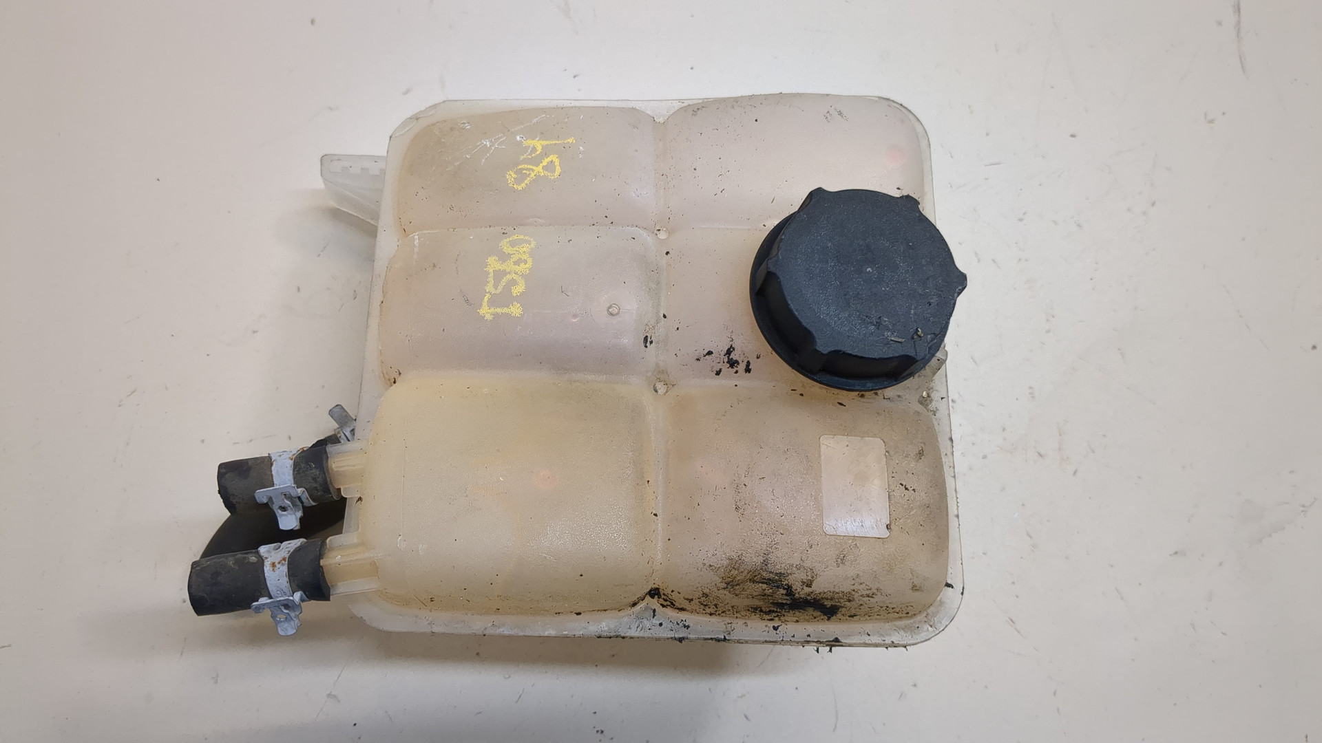 Бачок расширительный