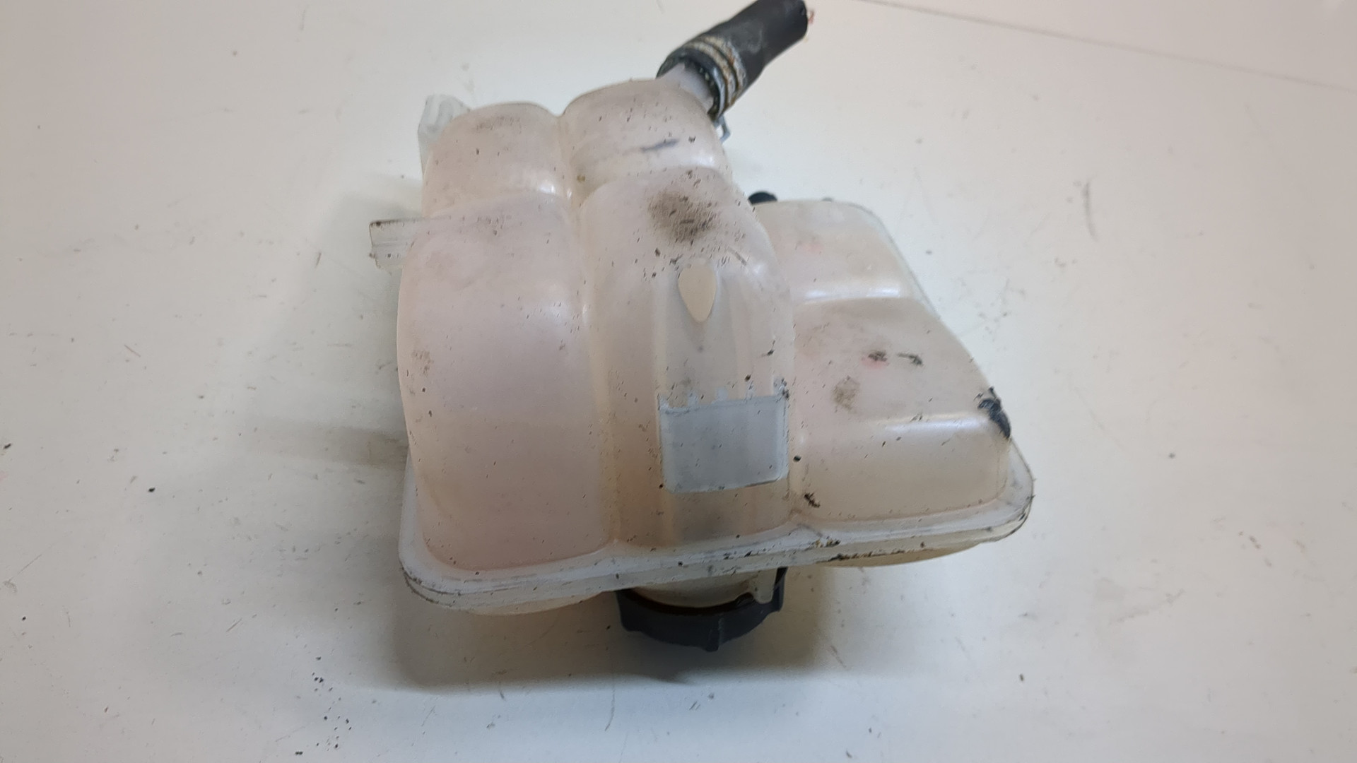 Бачок расширительный