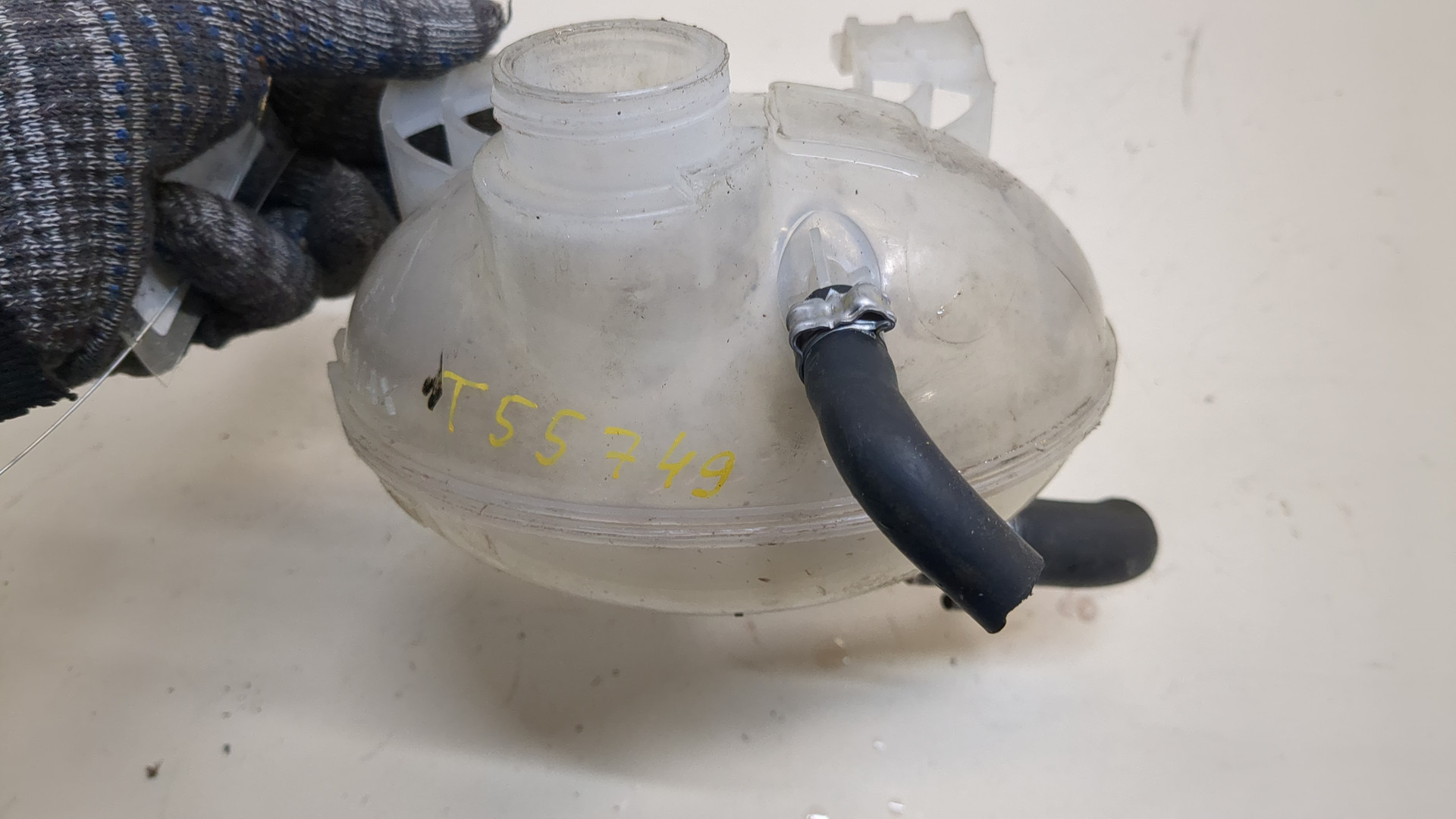 Бачок расширительный