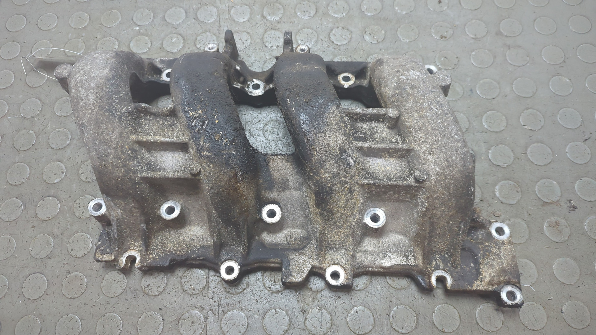 Коллектор впускной