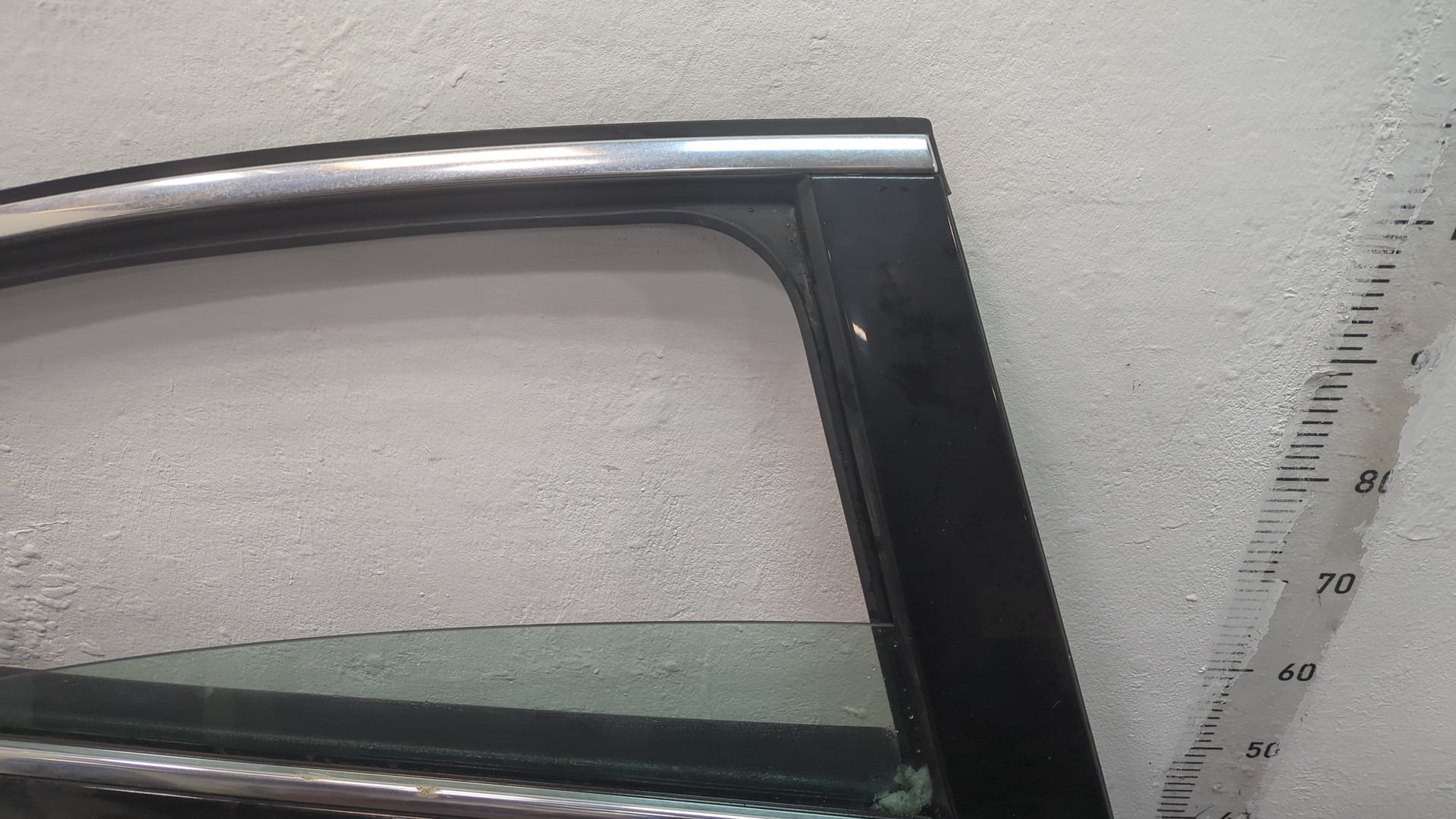 Дверь задняя правая