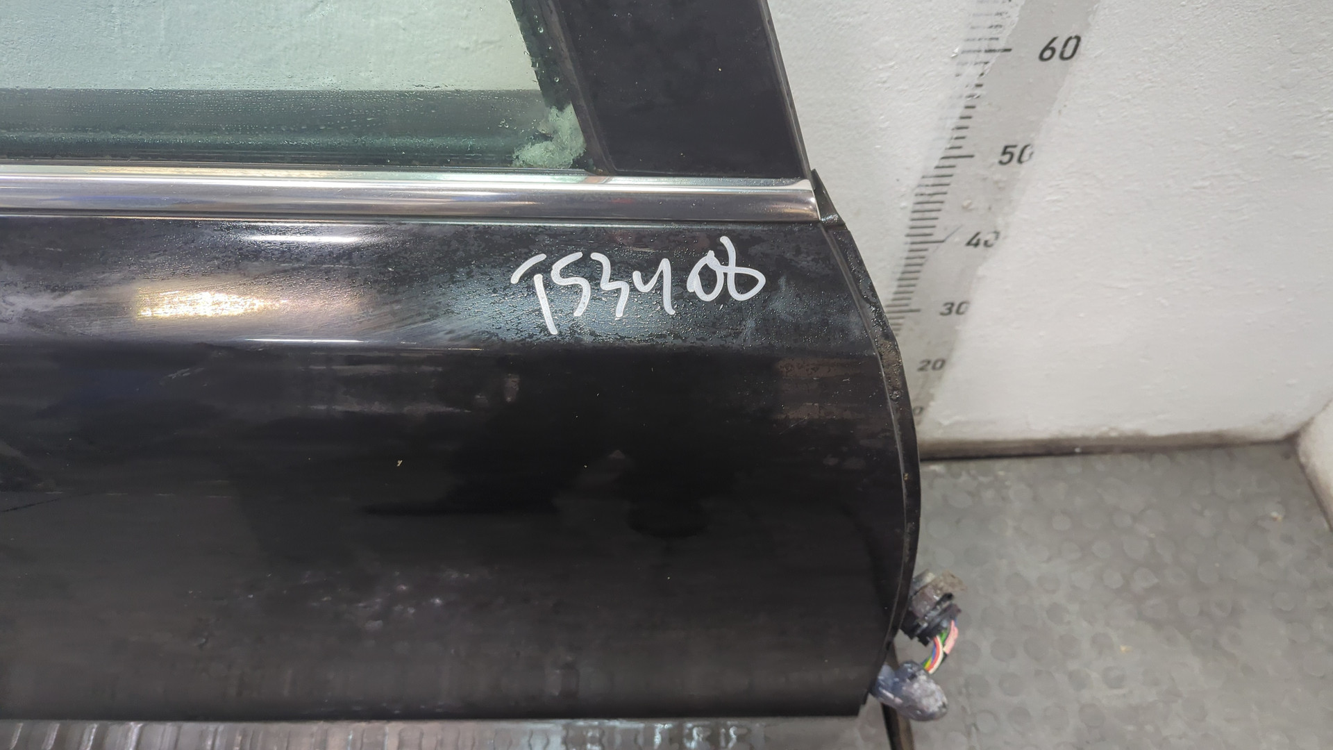 Дверь задняя правая