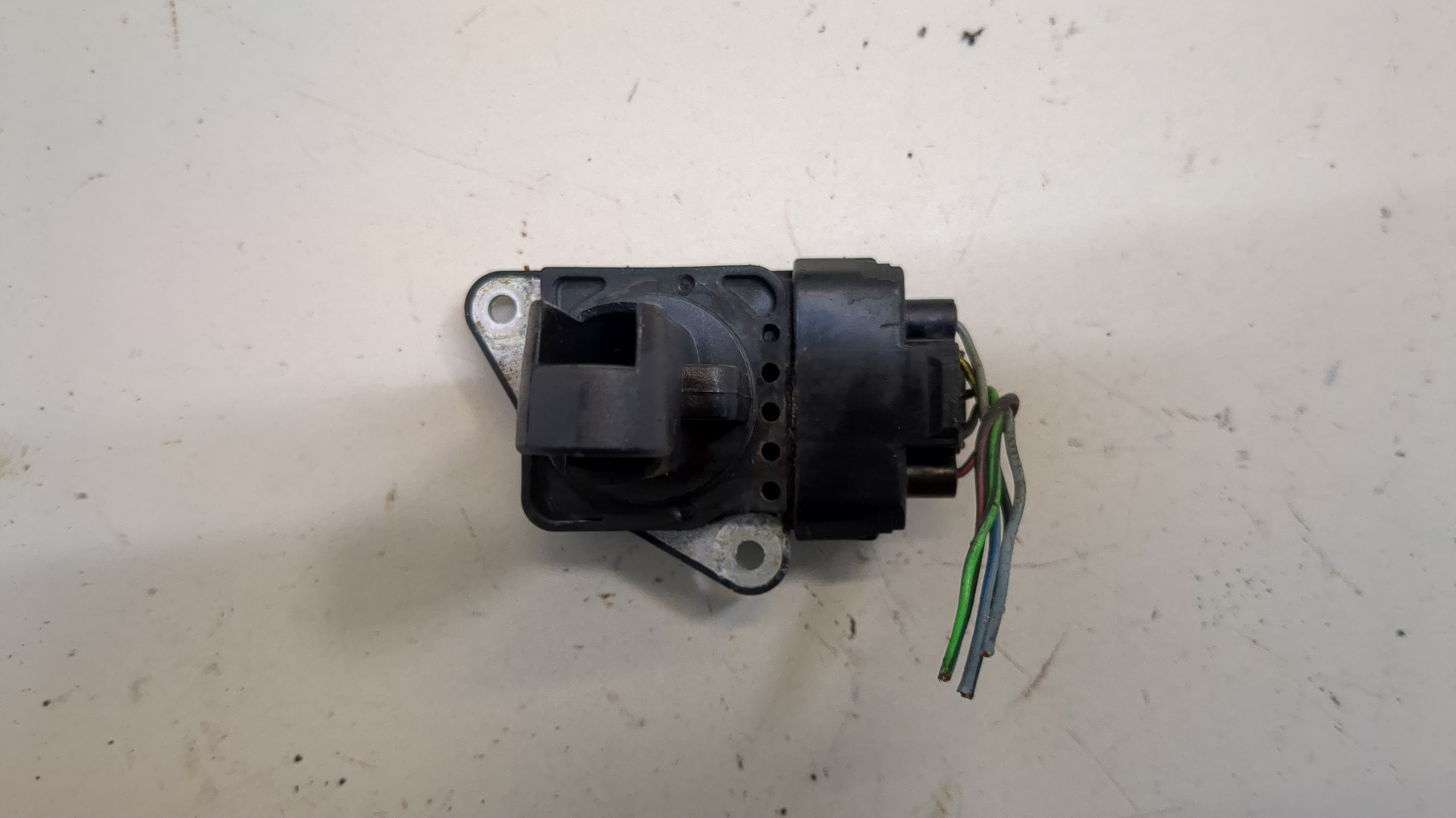 Расходомер воздуха (ДМРВ)