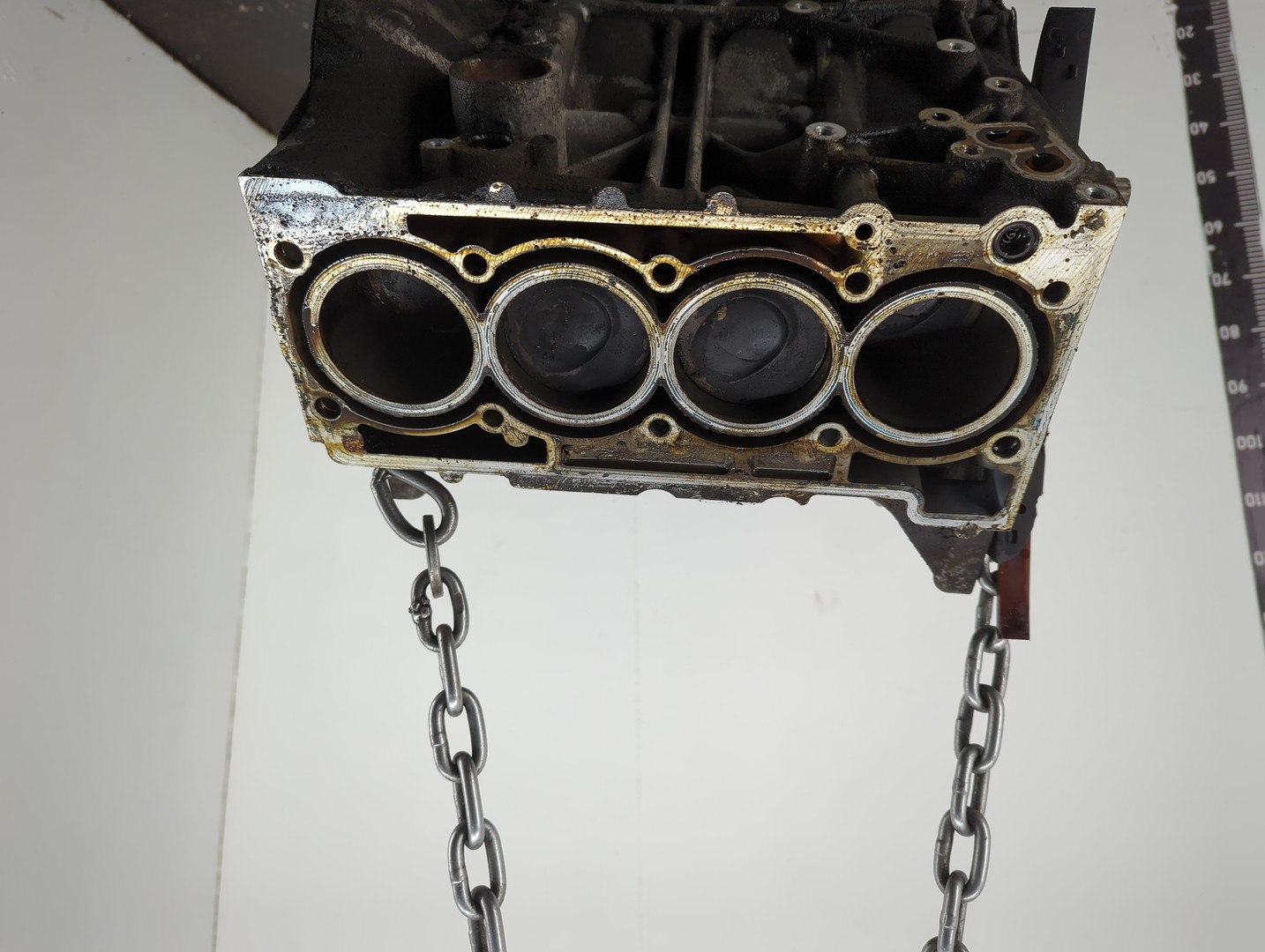 Блок двигателя