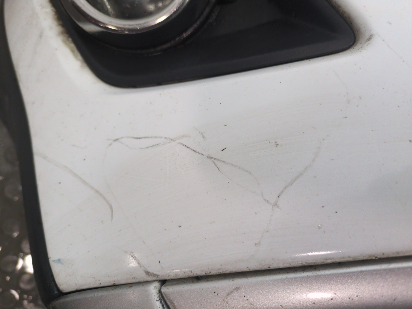 Бампер передний