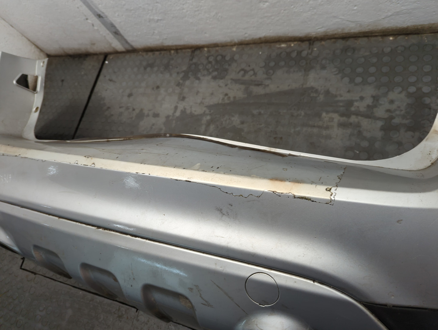 Бампер задний