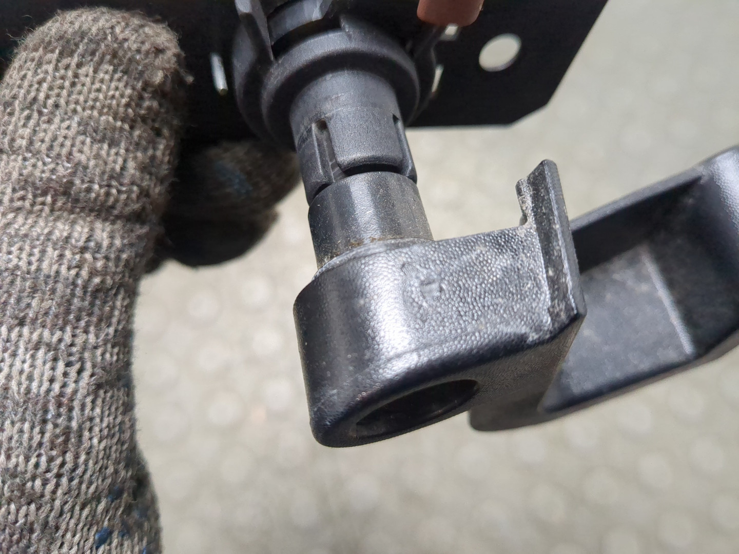 Ручка двери передней внутренняя левая