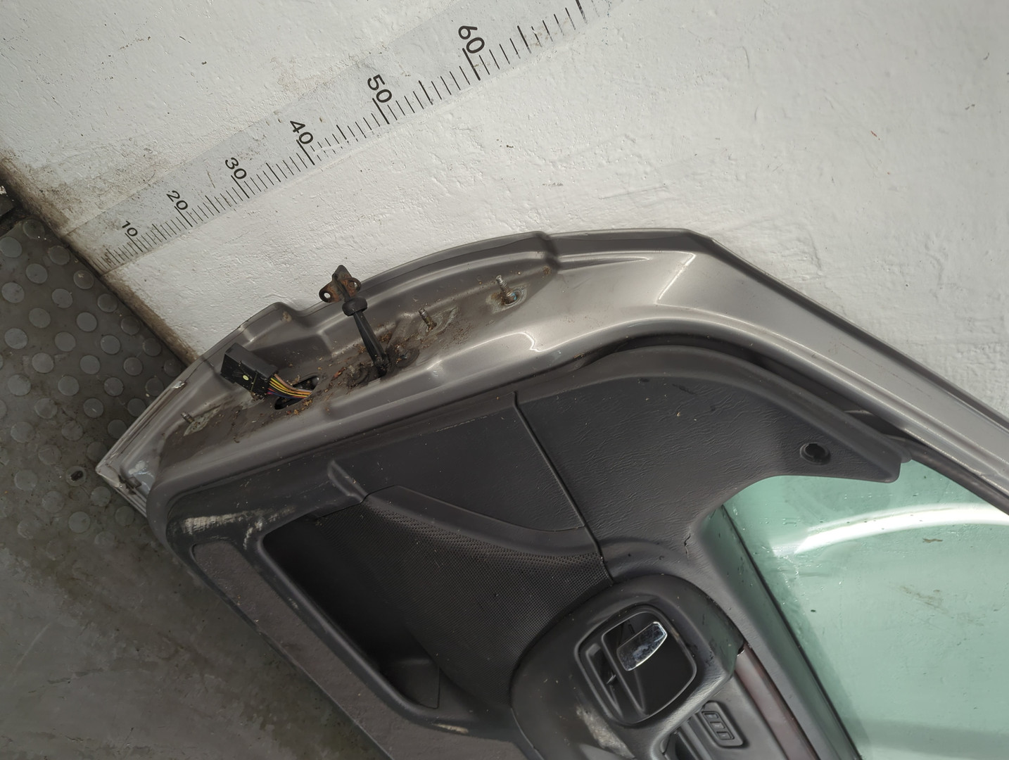 Дверь передняя правая