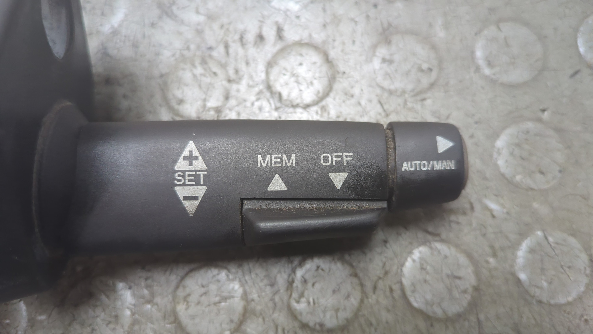 Переключатель круиз контроля