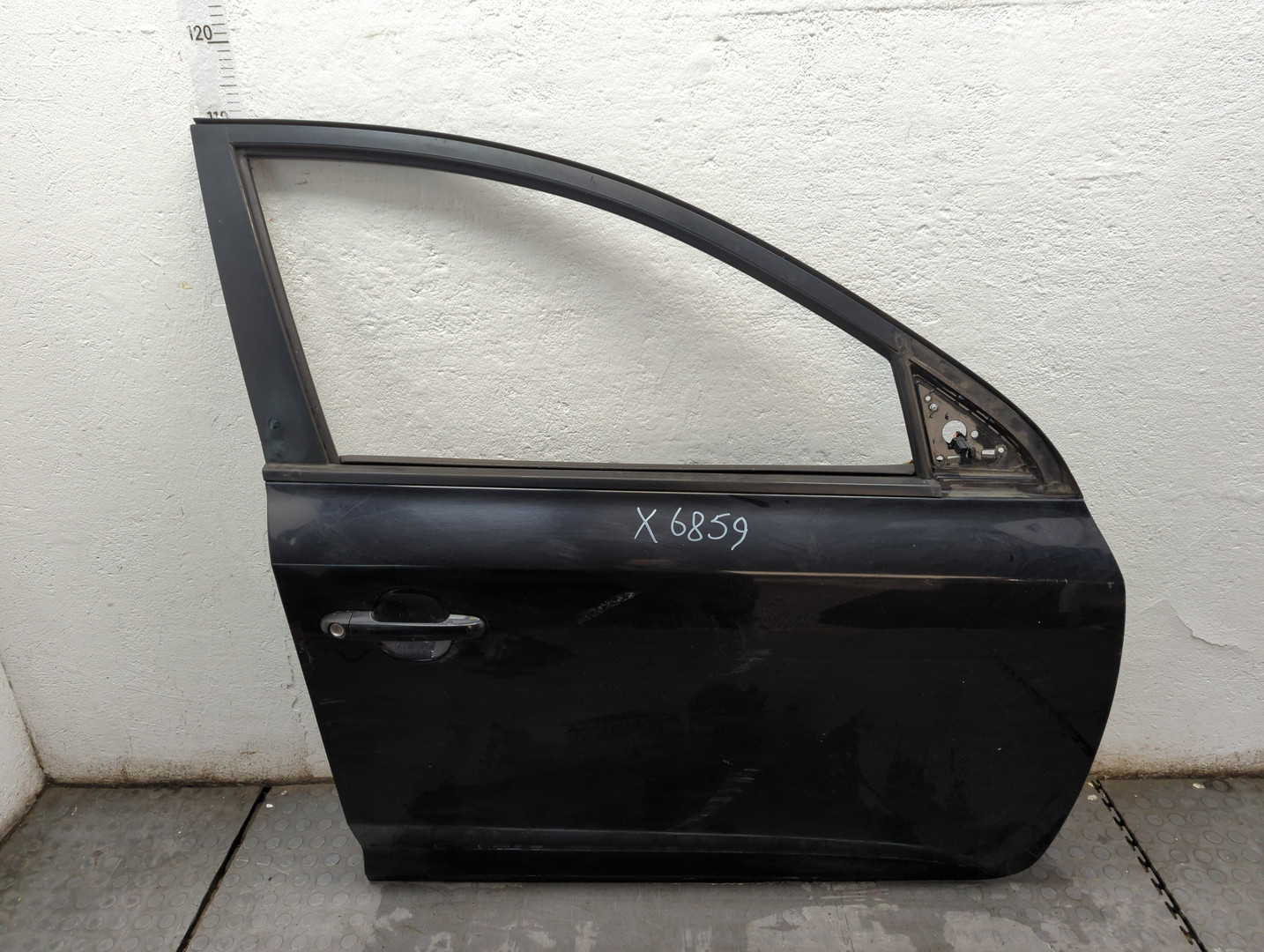 Дверь передняя правая