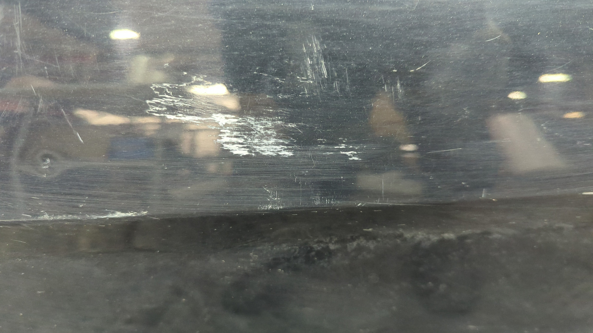 Дверь передняя левая