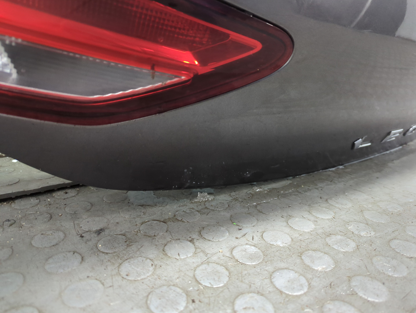 Дверь багажника