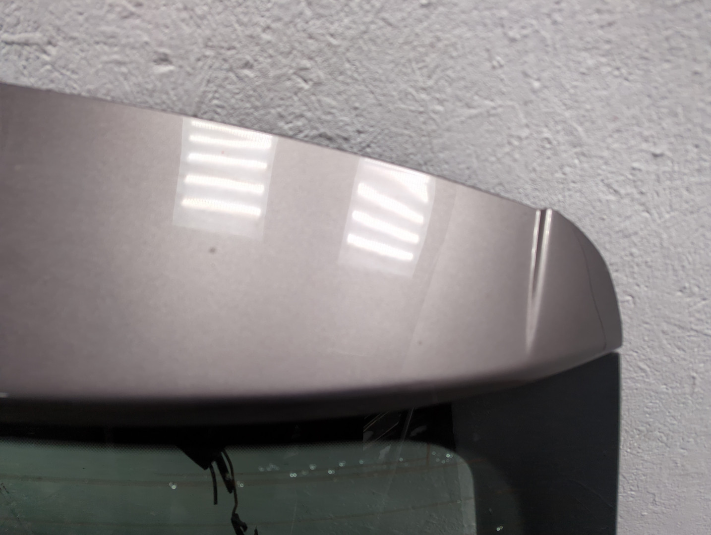 Дверь багажника