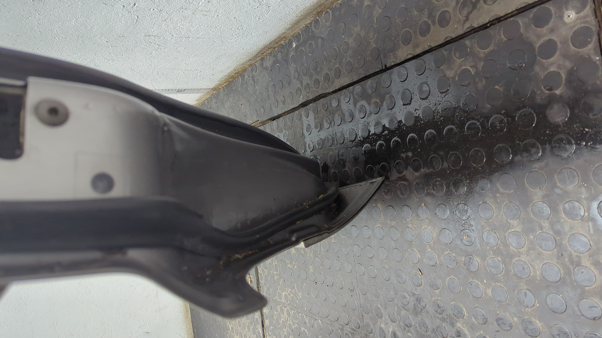 Дверь задняя левая