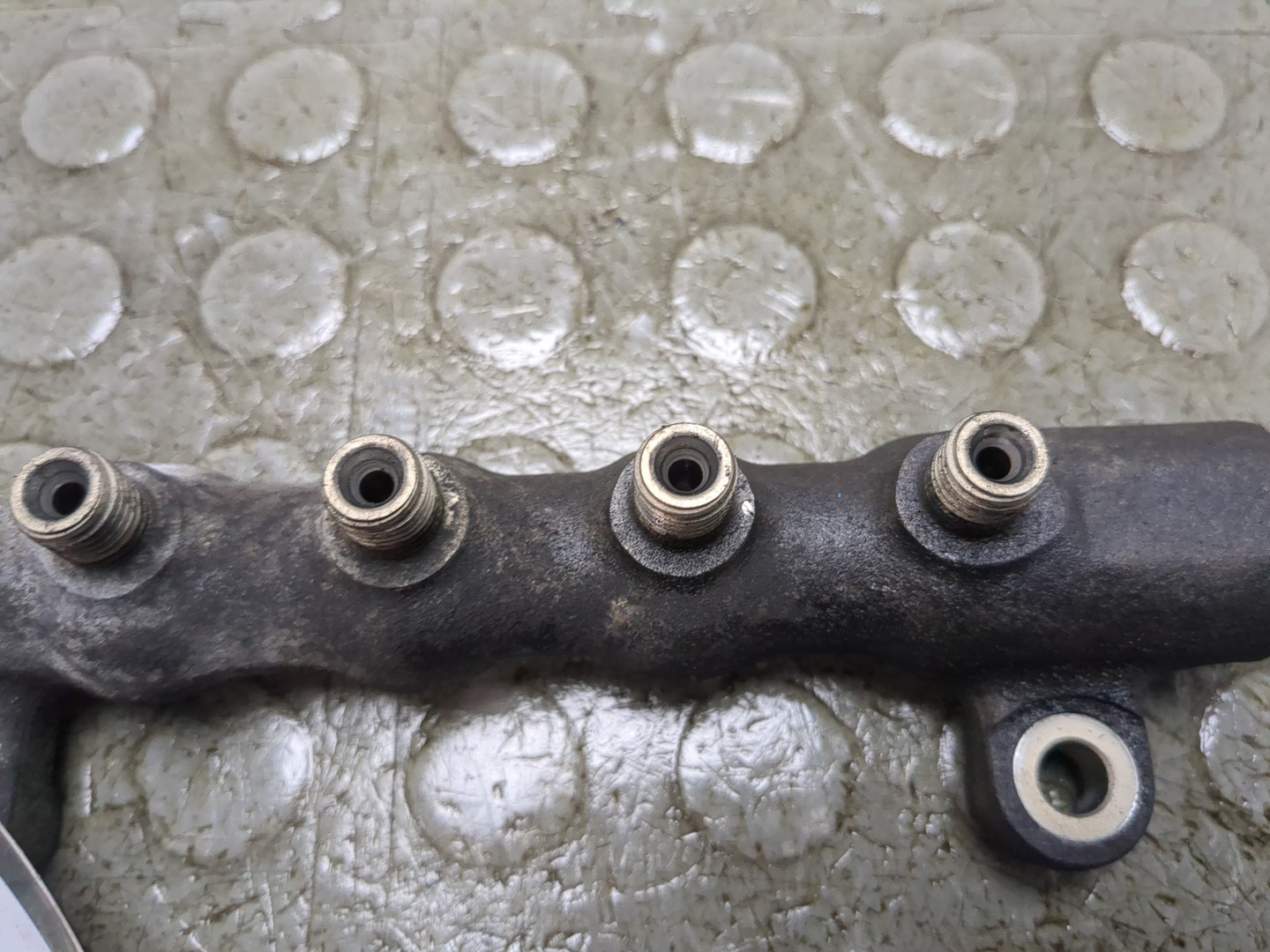 Рейка топливная (рампа)