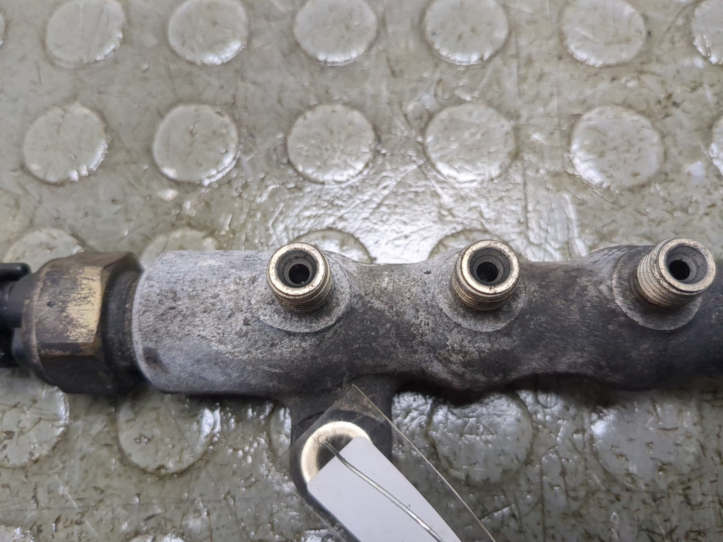 Рейка топливная (рампа)