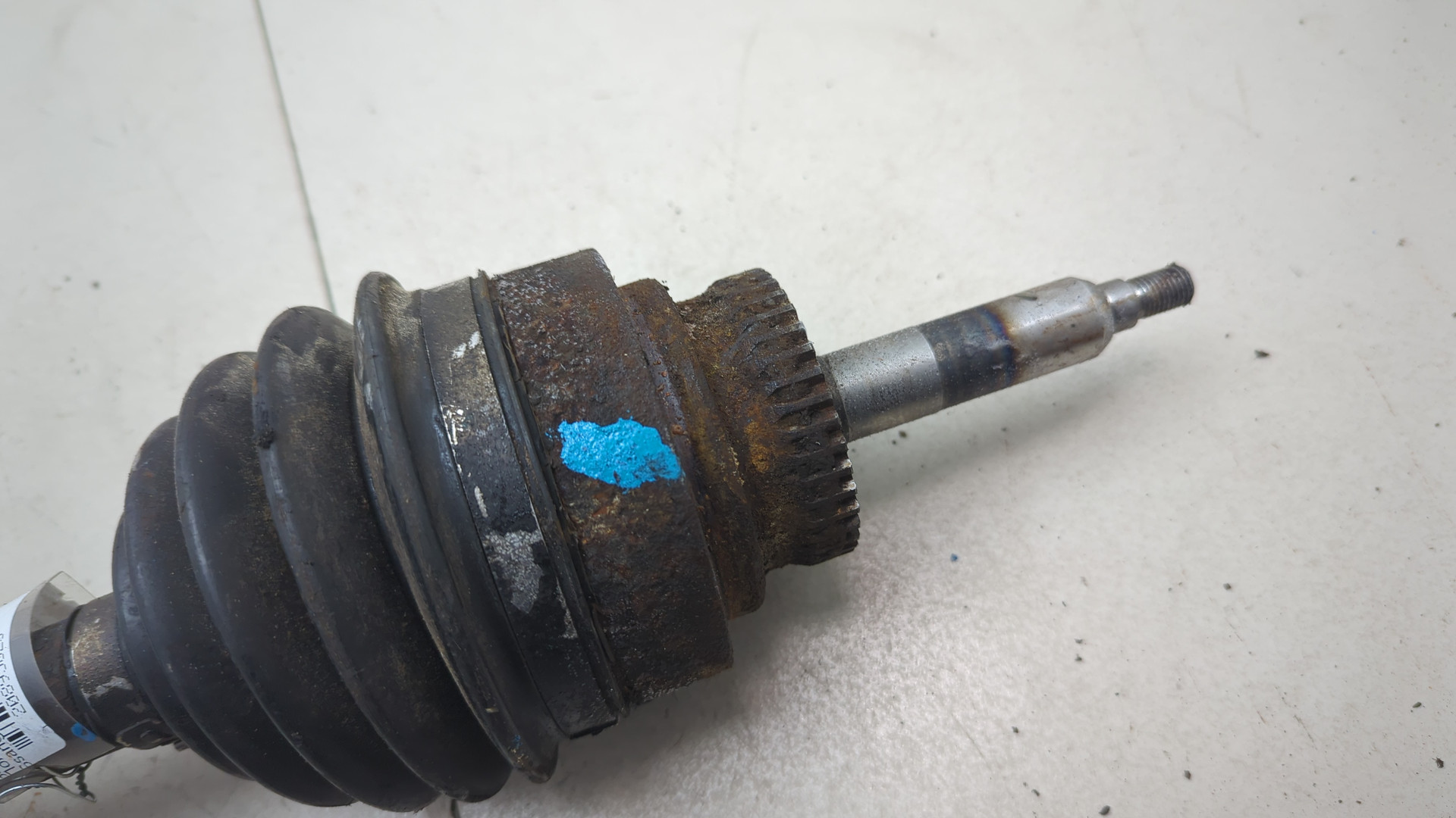 Полуось передняя левая