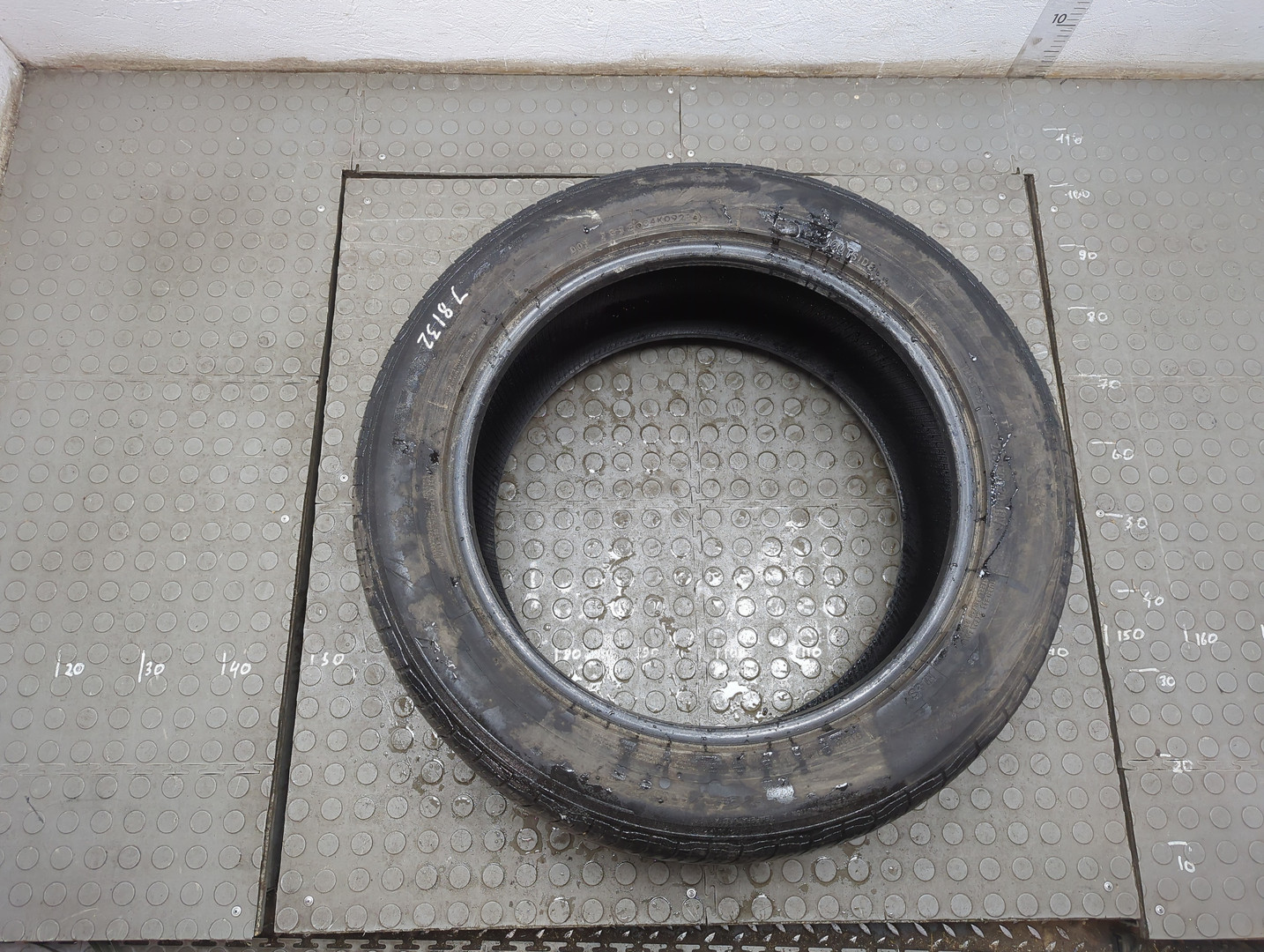 Шины комплект (4 шт.)