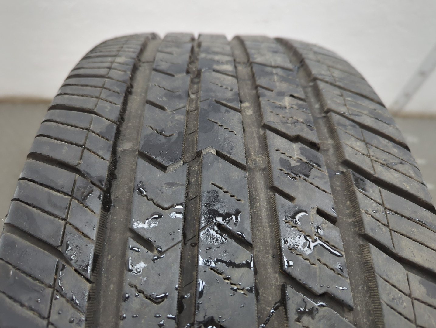 Шины комплект (4 шт.)