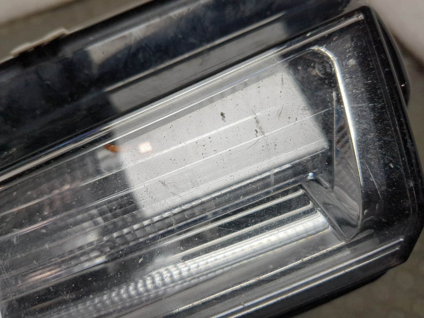 Повторитель на крыло правый