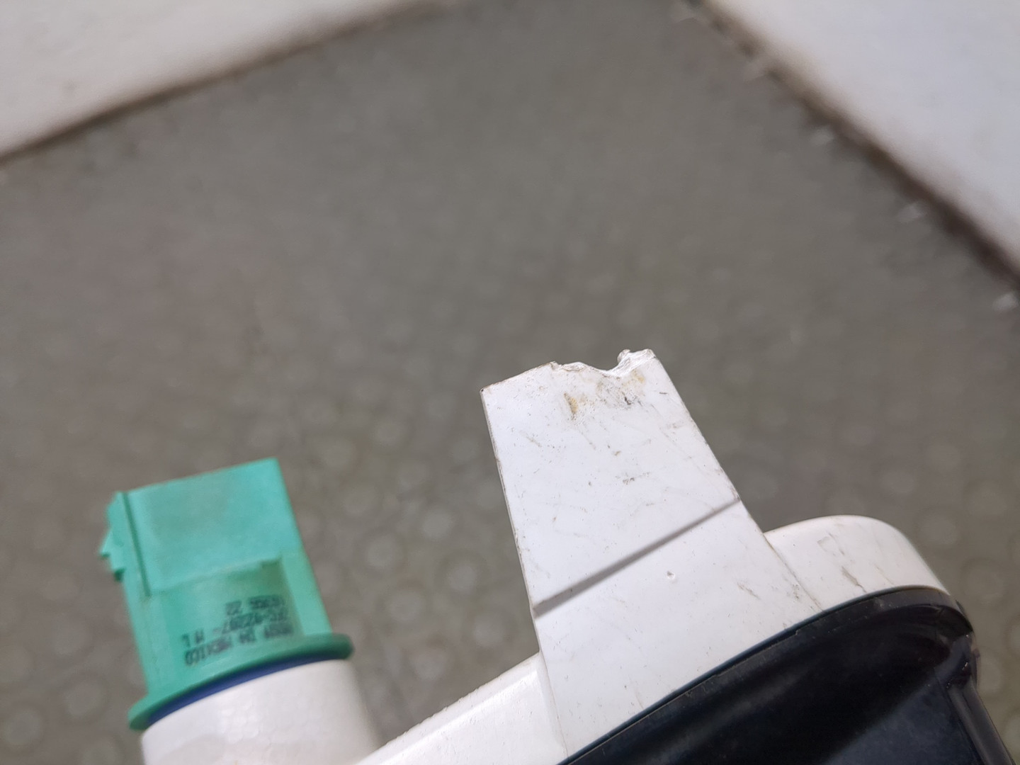 Повторитель на крыло правый