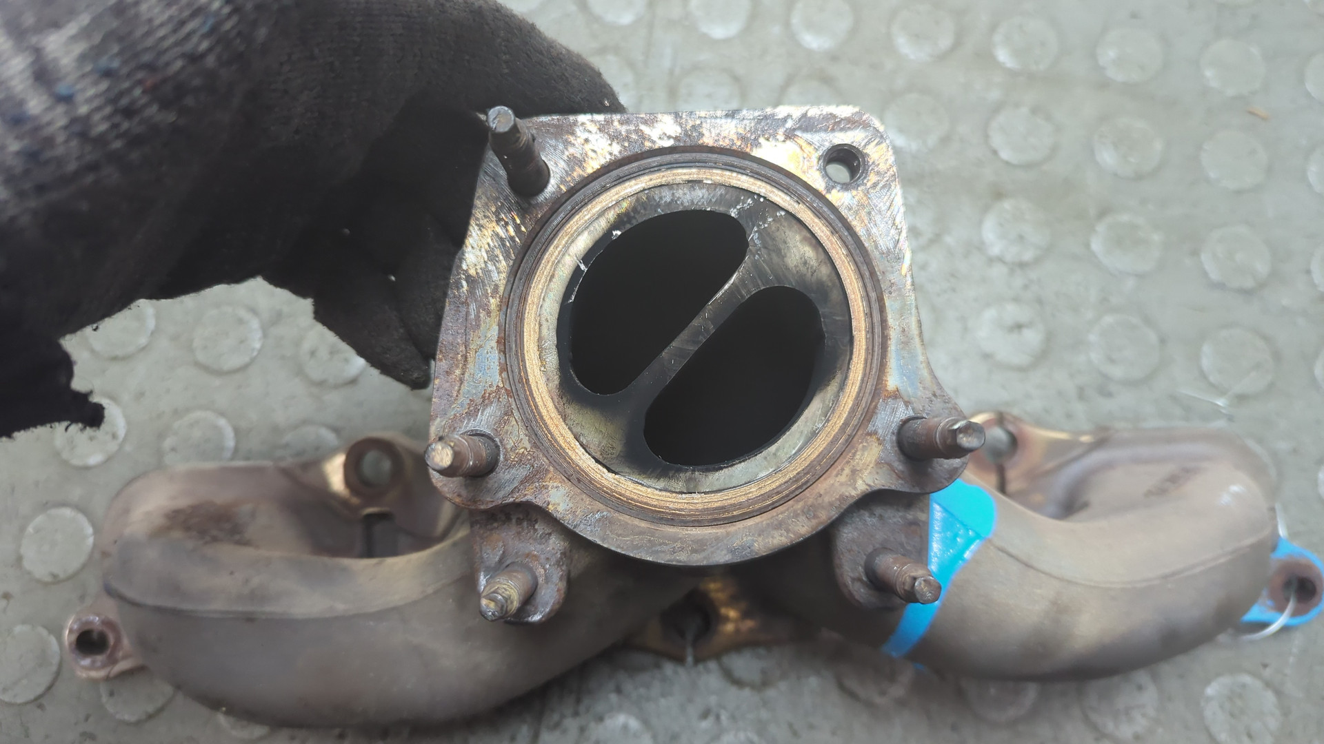 Коллектор выпускной