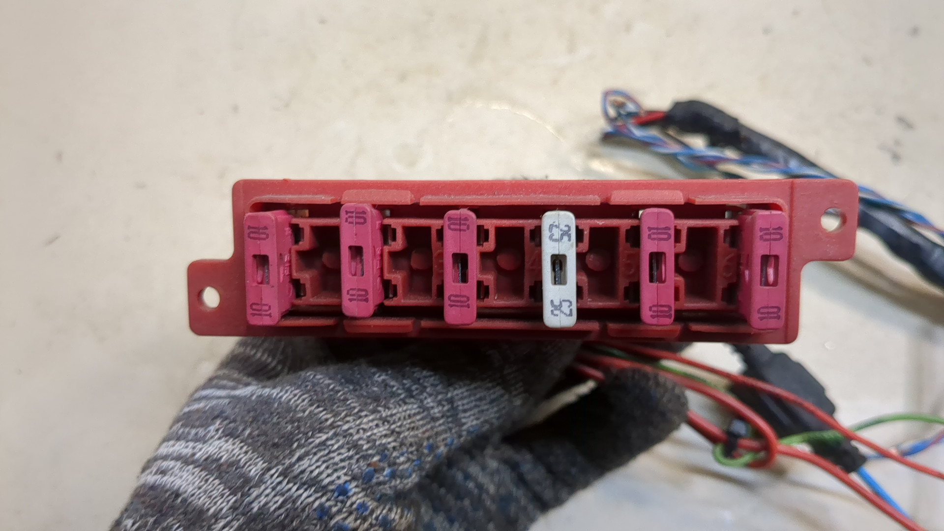 Блок предохранителей