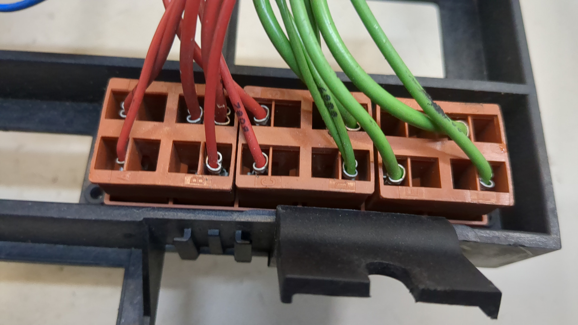 Блок предохранителей