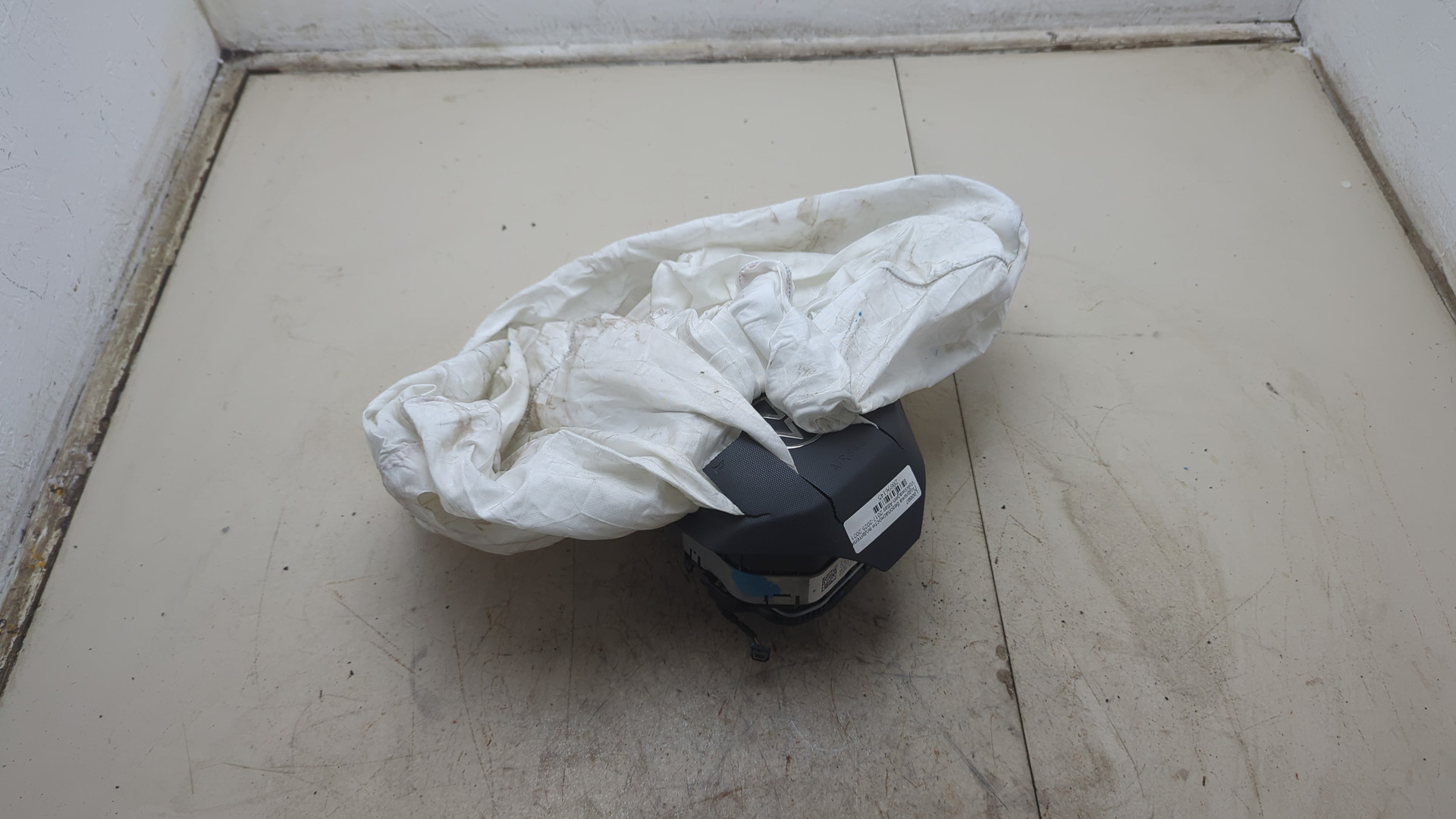 Подушка безопасности в рулевое колесо