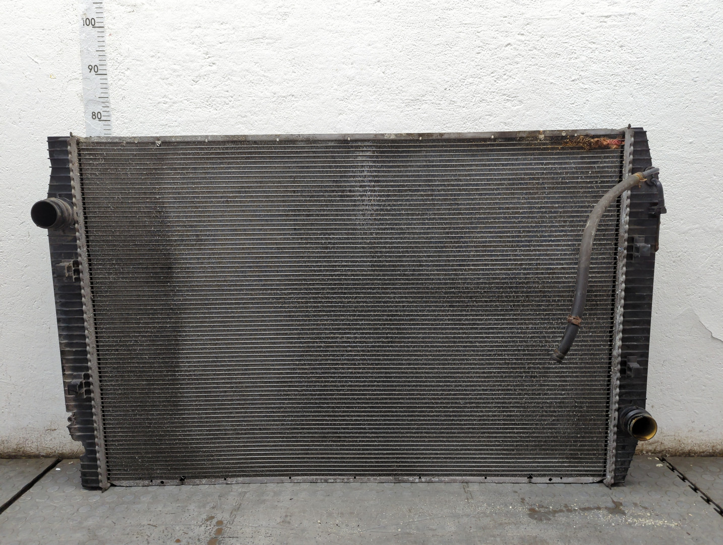 Радиатор охлаждения двигателя основной