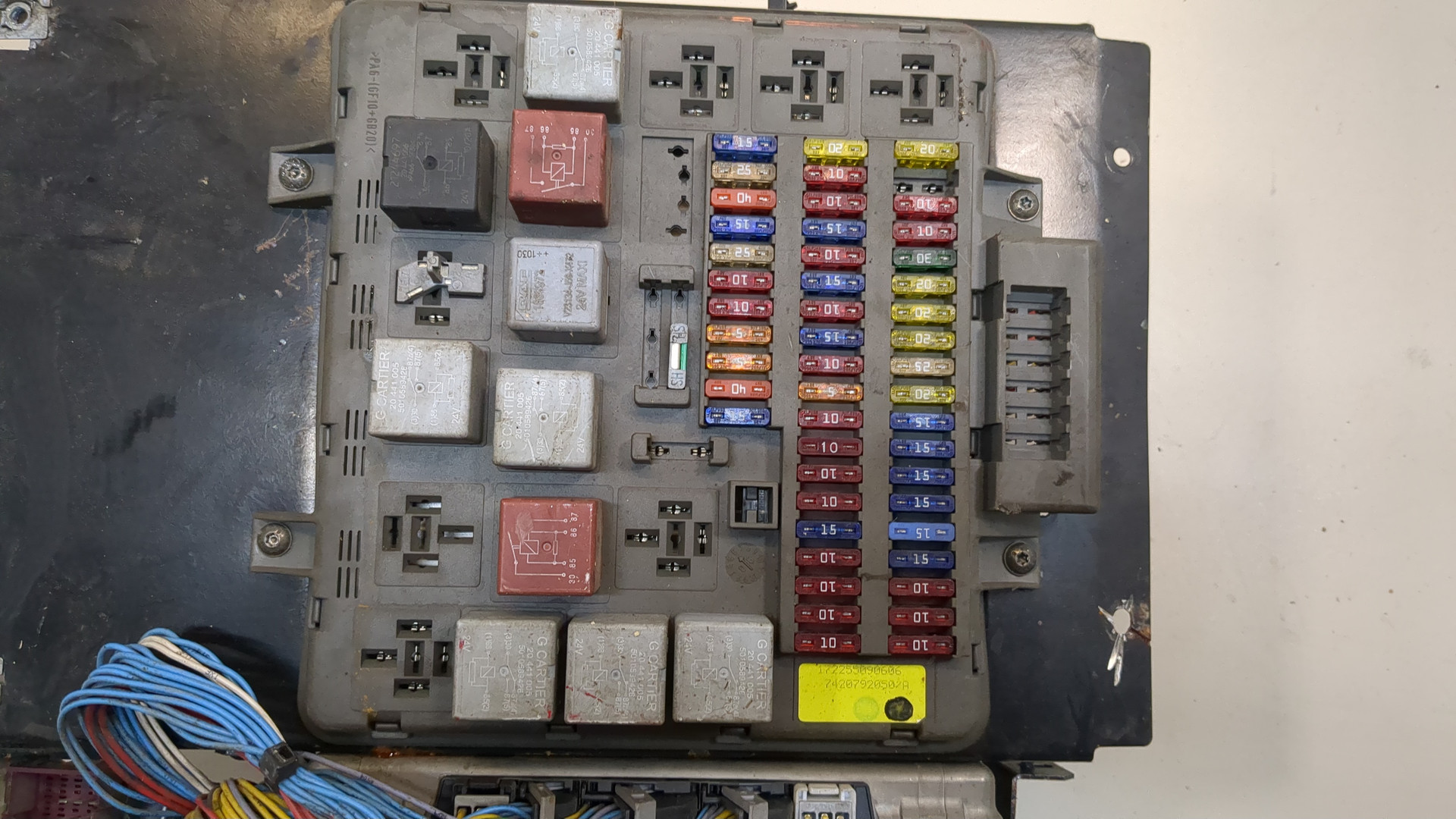 Блок предохранителей