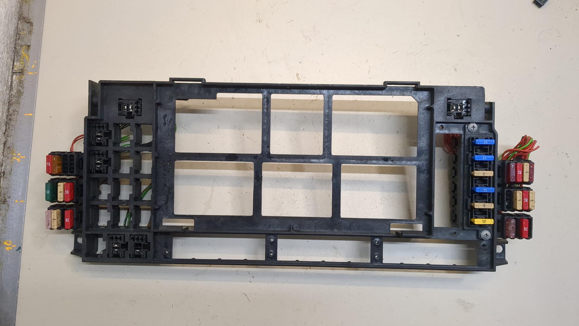 Блок предохранителей