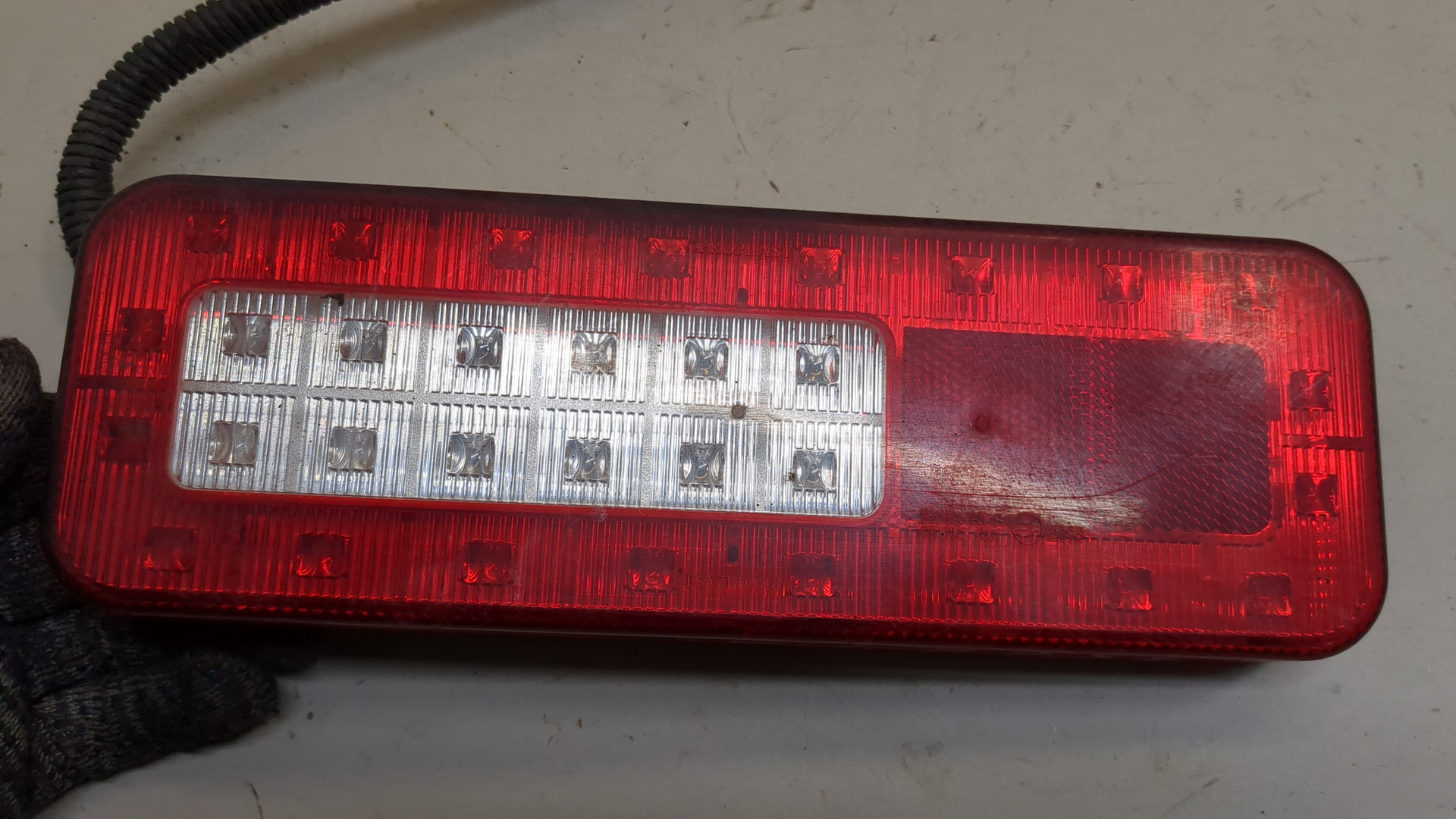 Фонарь задний