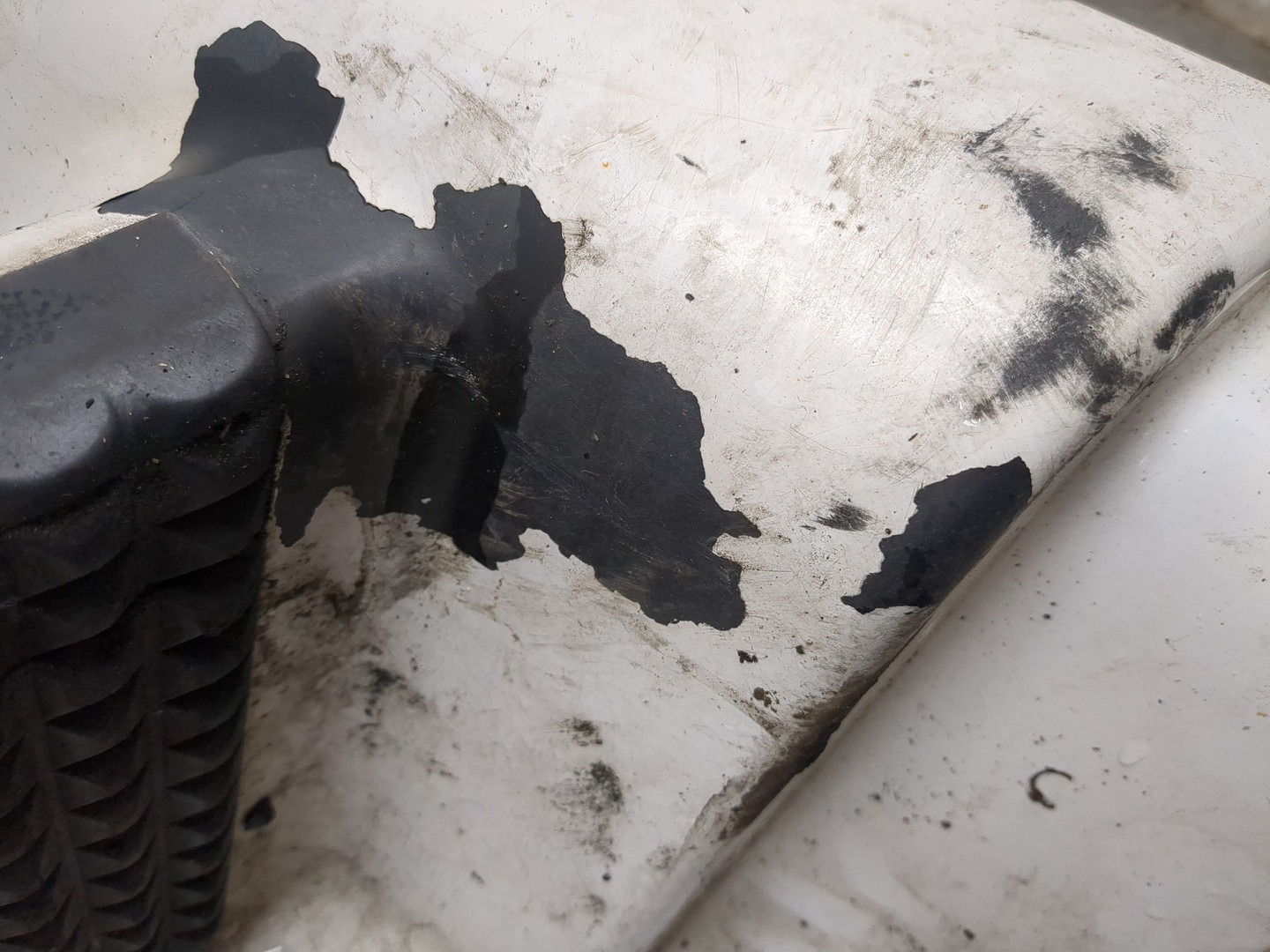 Подножка правая