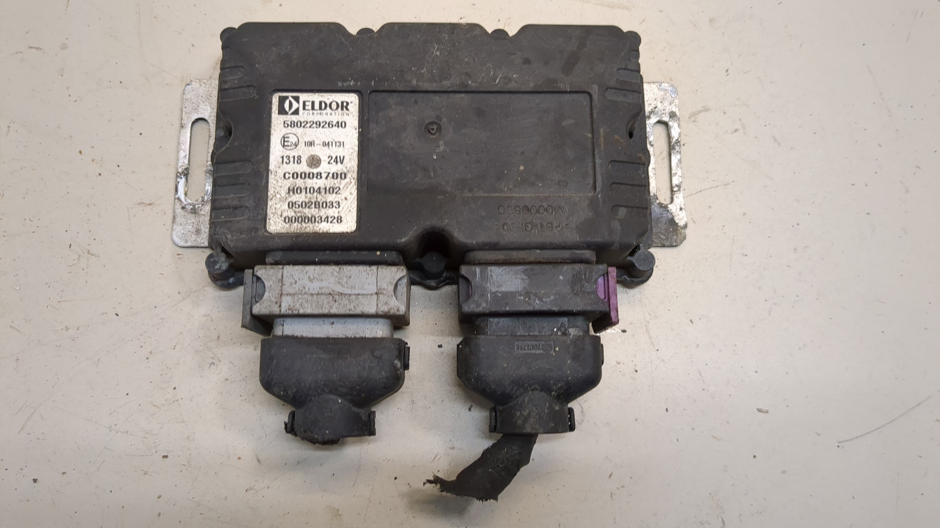 Блок управления двигателем