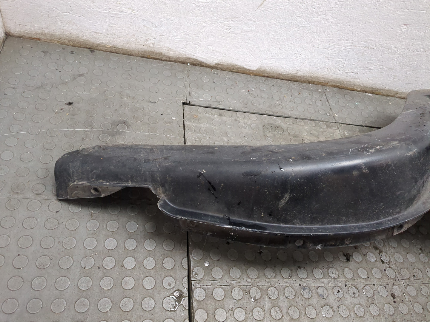 Подножка левая