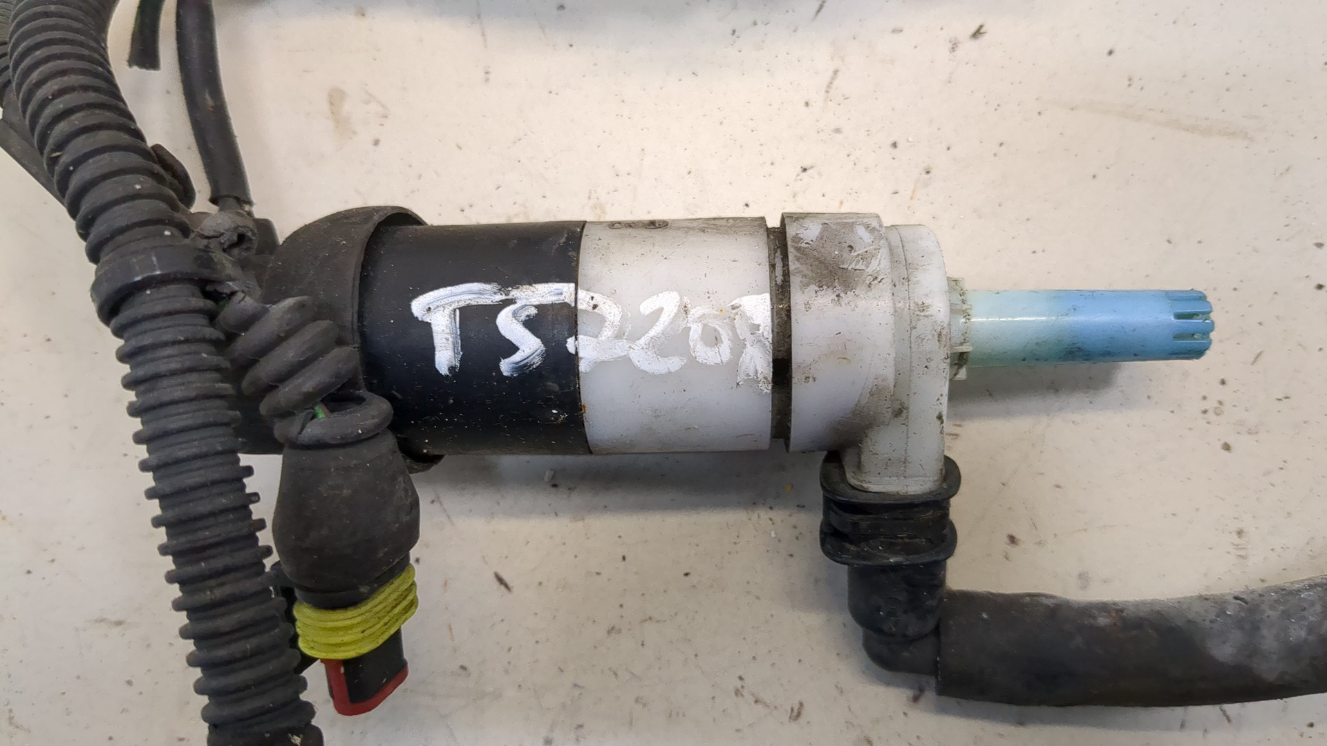 Насос омывателя