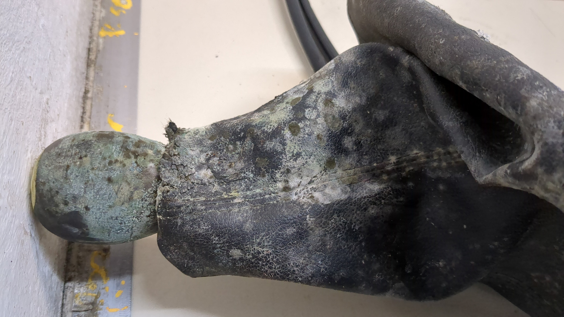 Кулиса МКПП / АКПП