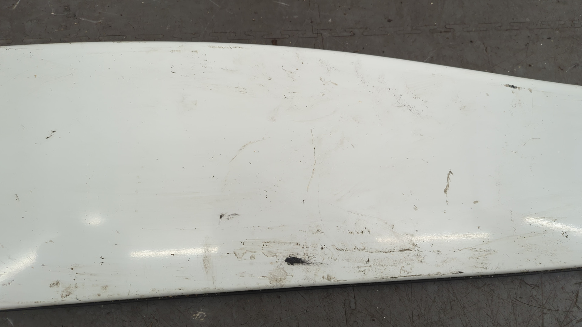 Крыло заднее правое