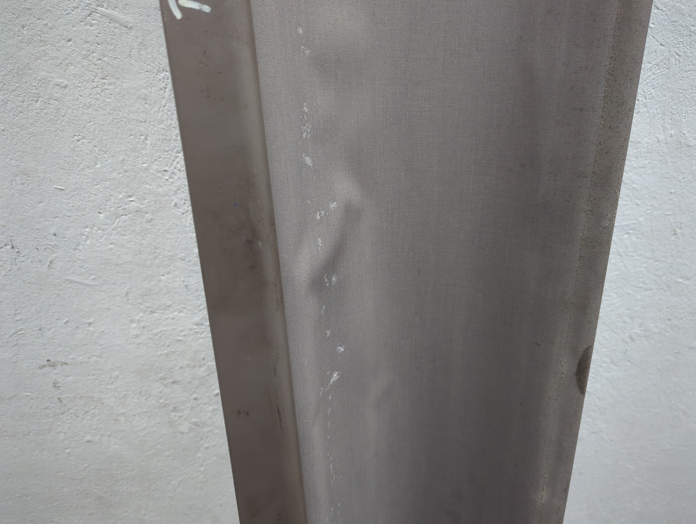 Шторка солнцезащитная