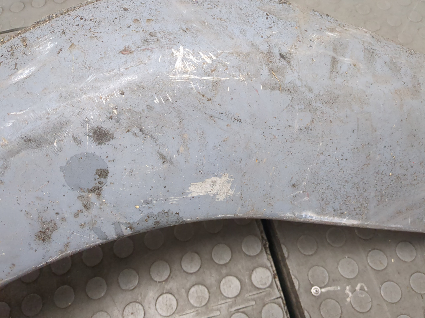 Подножка левая