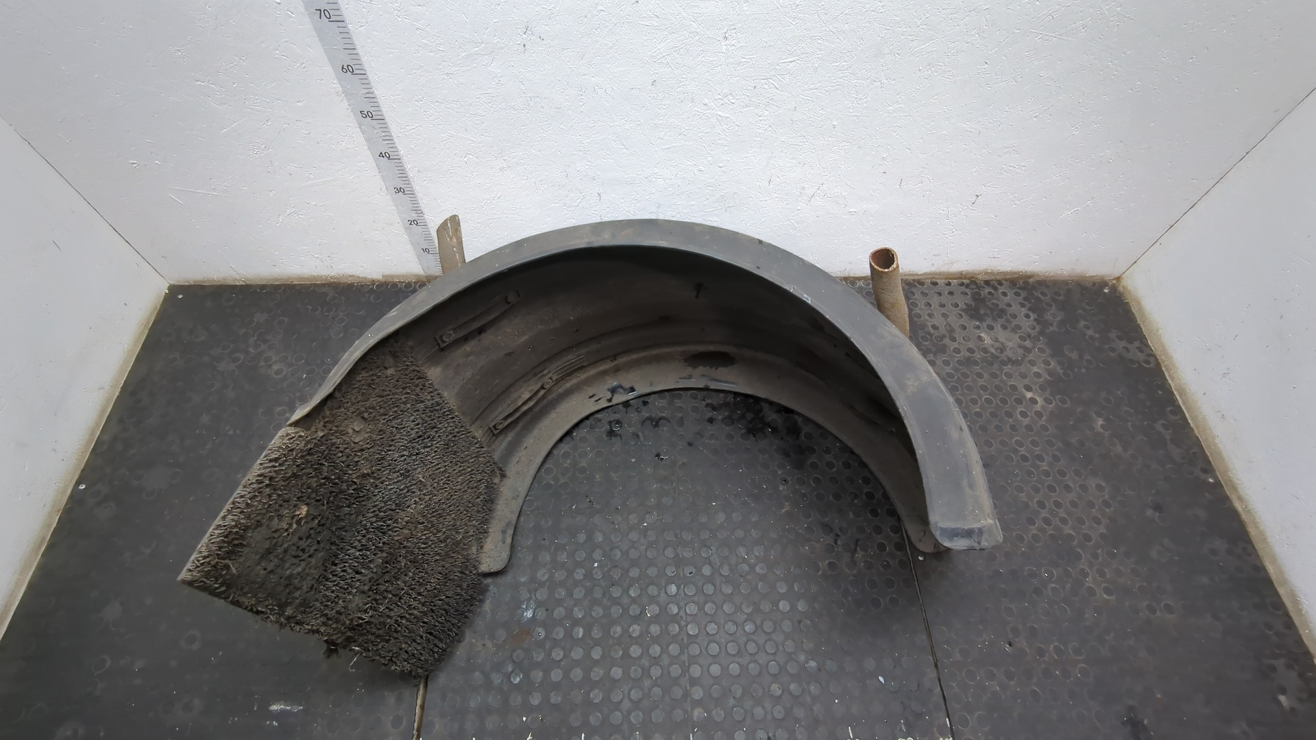 Крыло заднее левое