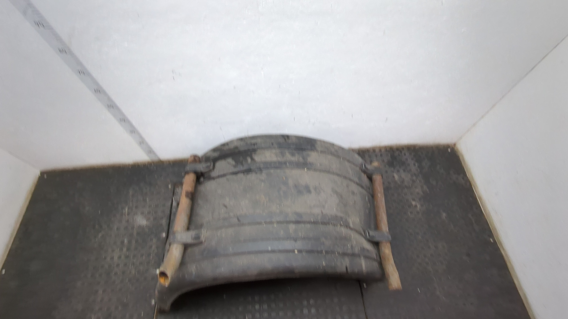 Крыло заднее левое