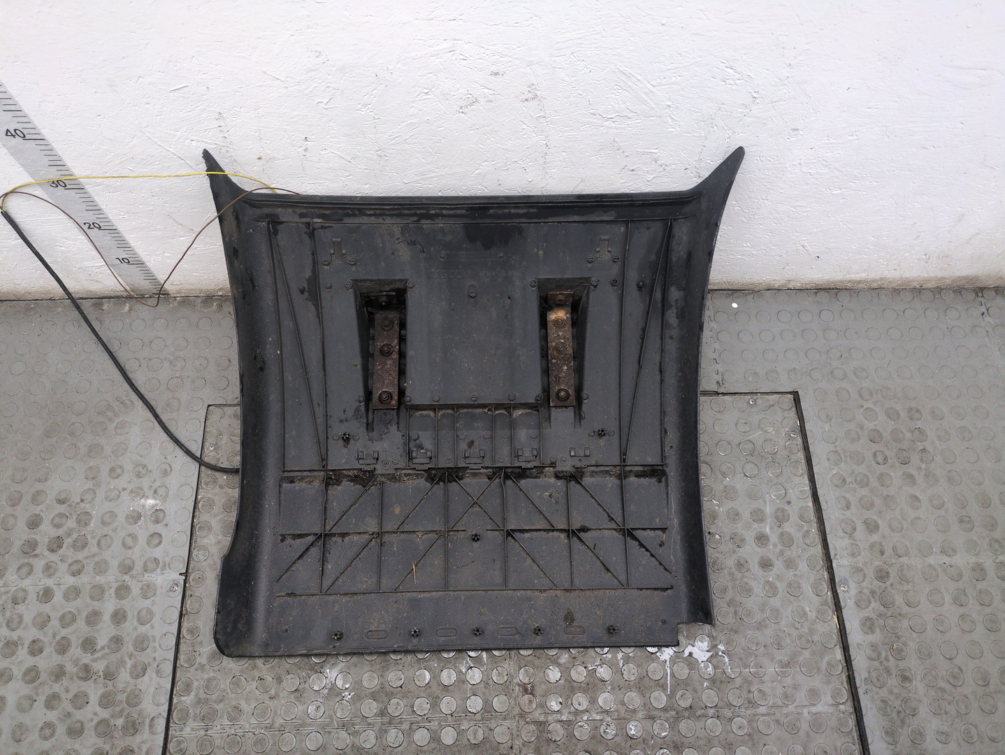 Крыло заднее правое