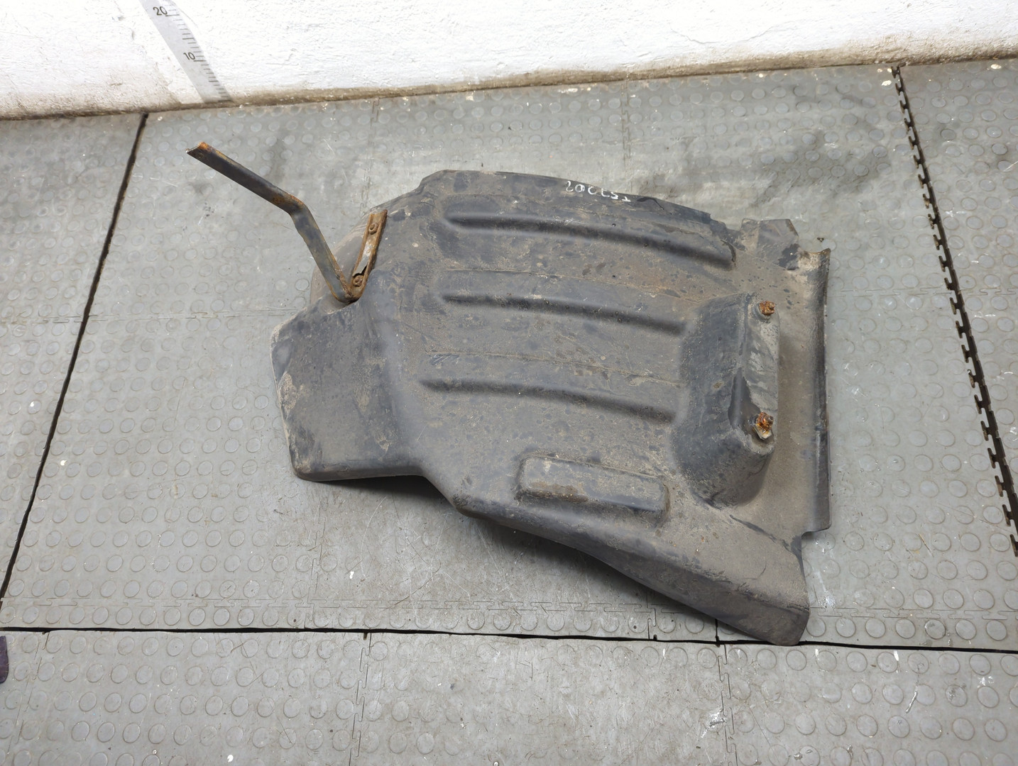 Локер передний левый