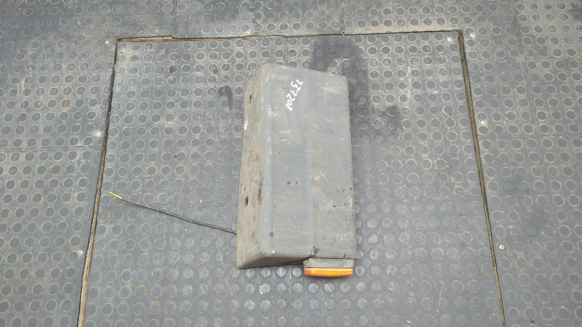 Накладка (кузов наружные)