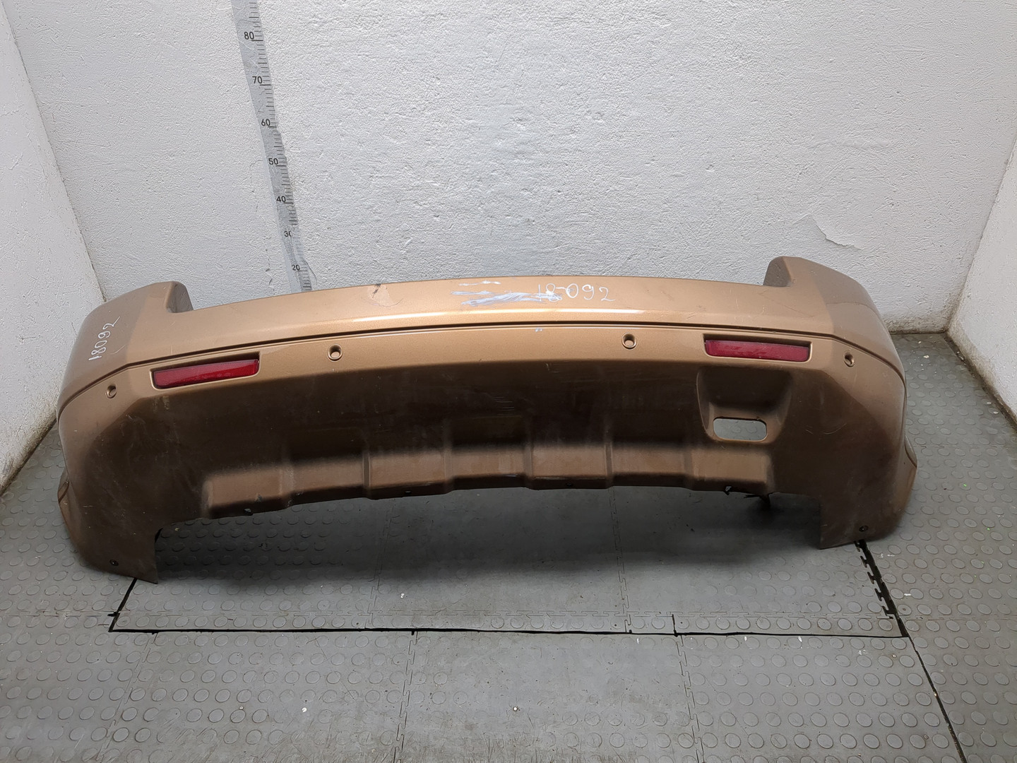 Бампер задний