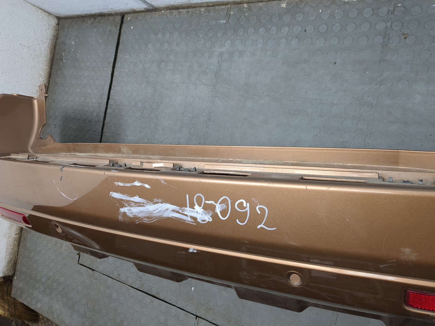 Бампер задний