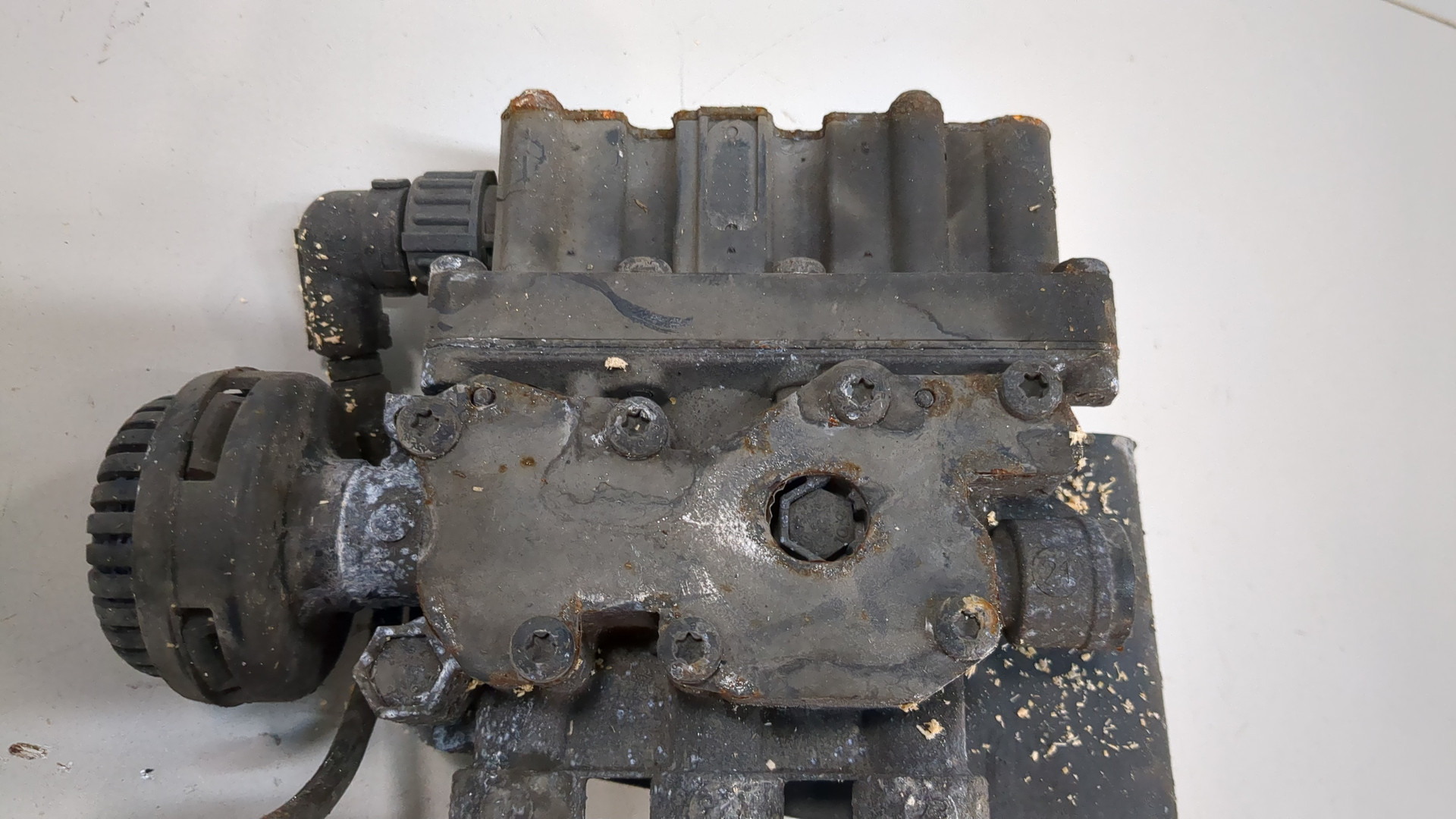 Кран уровня пола