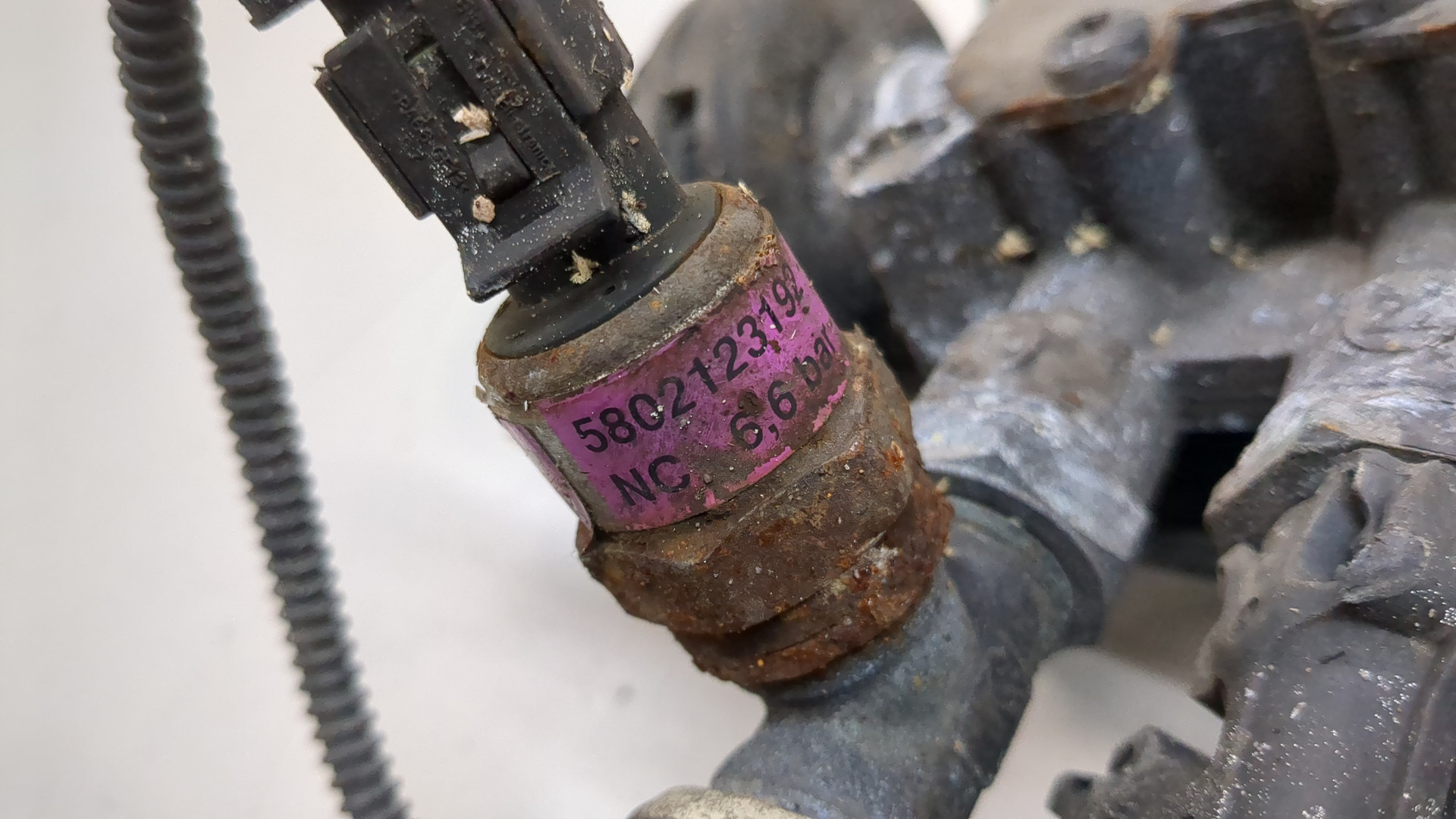 Кран уровня пола